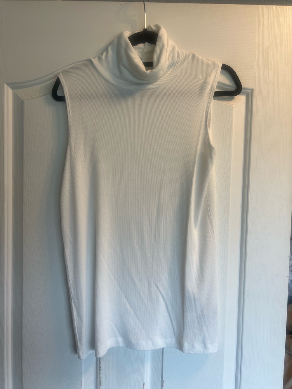 Brunette The Label White Ribbed Sleeveless Turtleneck